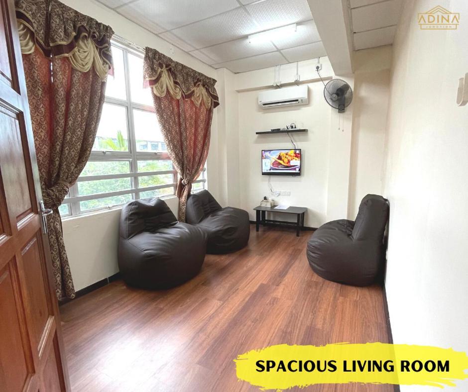 Adina Homestay Langkawi ~Spacious Homestay~ 쿠아 외부 사진